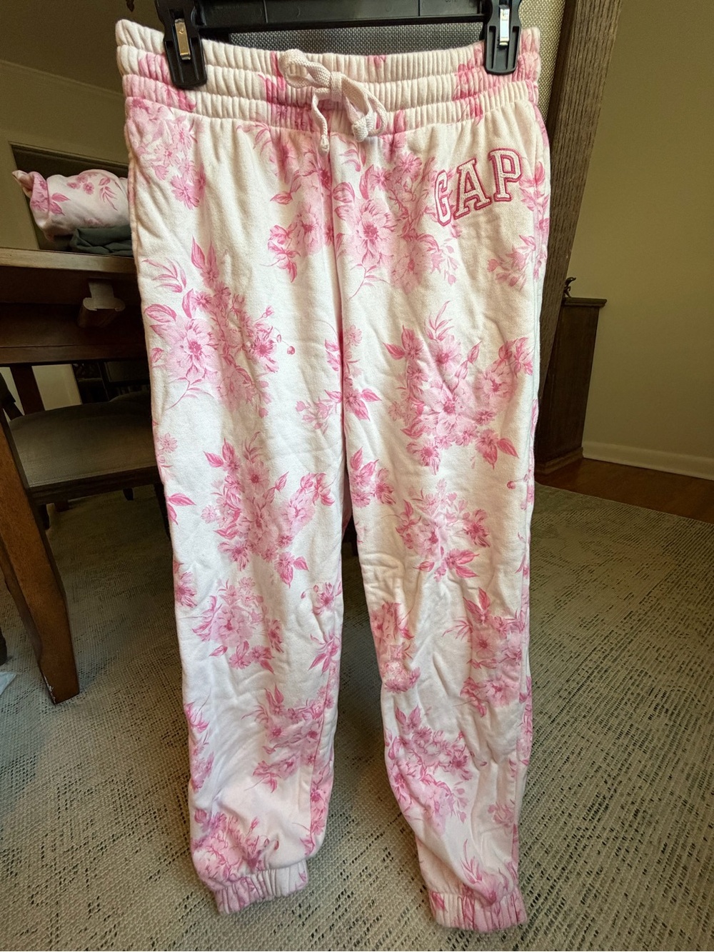 GAP Logo Jogger Sweatpants